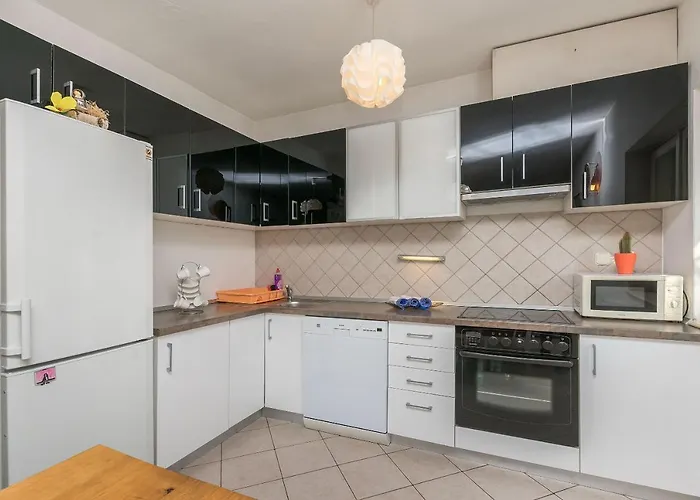 Apartament Miljenko *