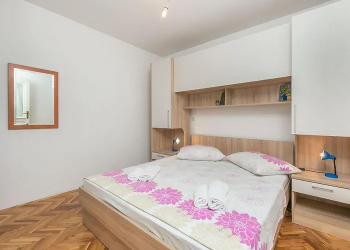 Apartament Miljenko *