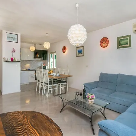 Miljenko Lägenhet Makarska
